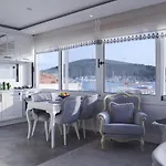 Dantela Butik 2* Çeşme