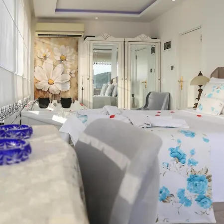 فندق Dantela Butik Çeşme