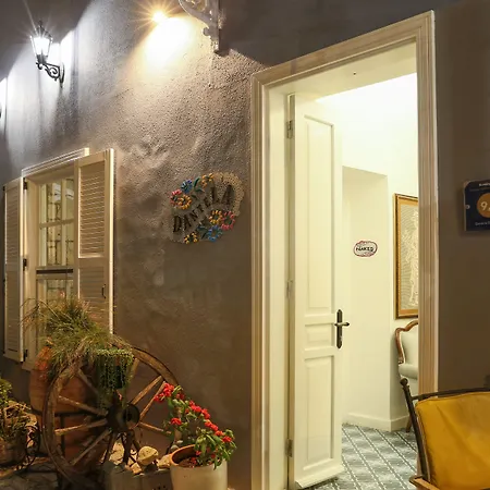 Dantela Butik Çeşme