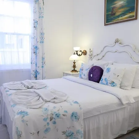 Dantela Butik Çeşme