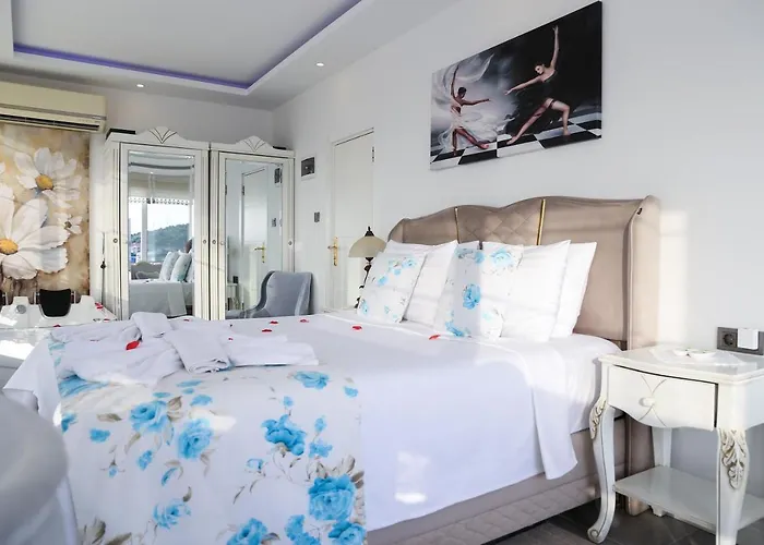 Dantela Butik 2* Çeşme